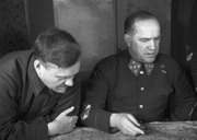 Командующий Западным фронтом генерал армии Жуков Г.К. и член Военного совета Булганин Н.А. 