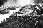 Момент передачи танкистам танков «Московский колхозник», построенных на средства колхозников Московской области 