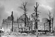 Вид горящего Рейхстага 1945 г.Место съемки: г. Берлин